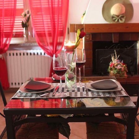 La Dimora Di Poppea Bed & Breakfast ปอมเปอี ภายนอก รูปภาพ