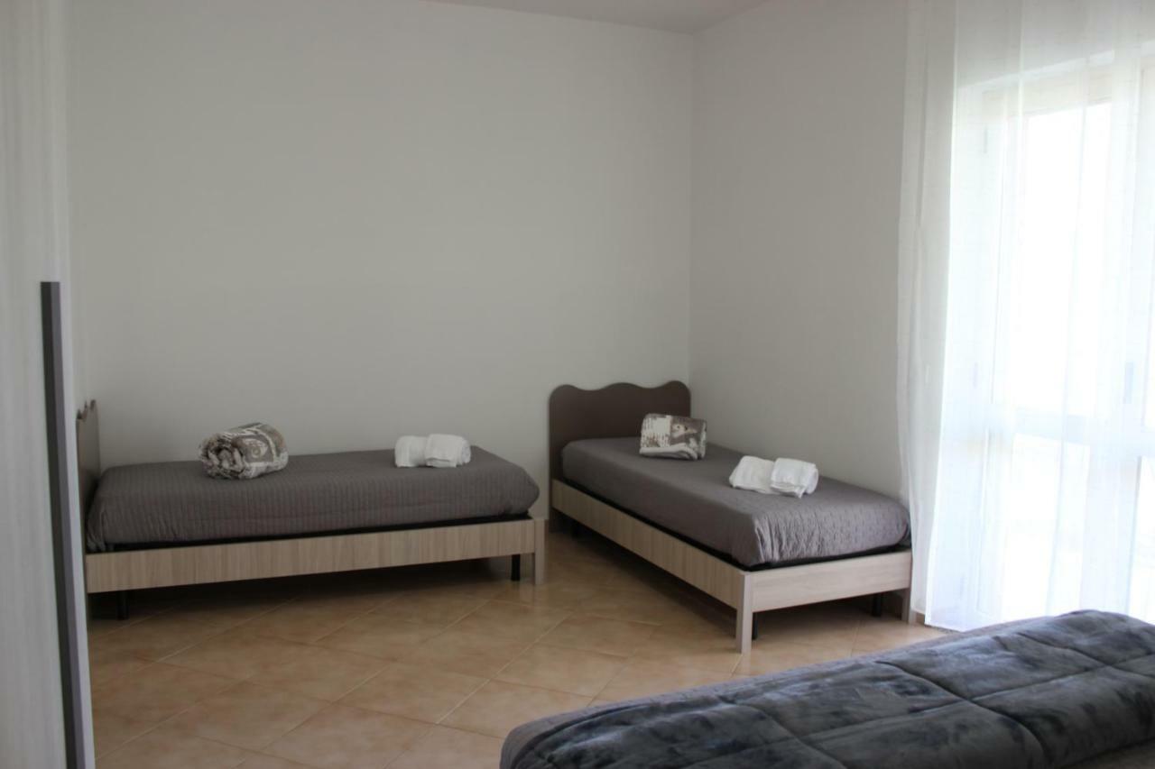 La Dimora Di Poppea Bed & Breakfast ปอมเปอี ภายนอก รูปภาพ