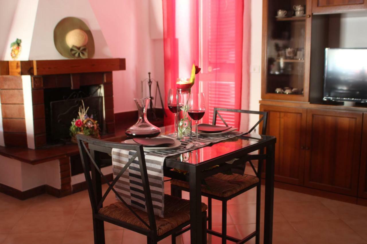 La Dimora Di Poppea Bed & Breakfast ปอมเปอี ภายนอก รูปภาพ